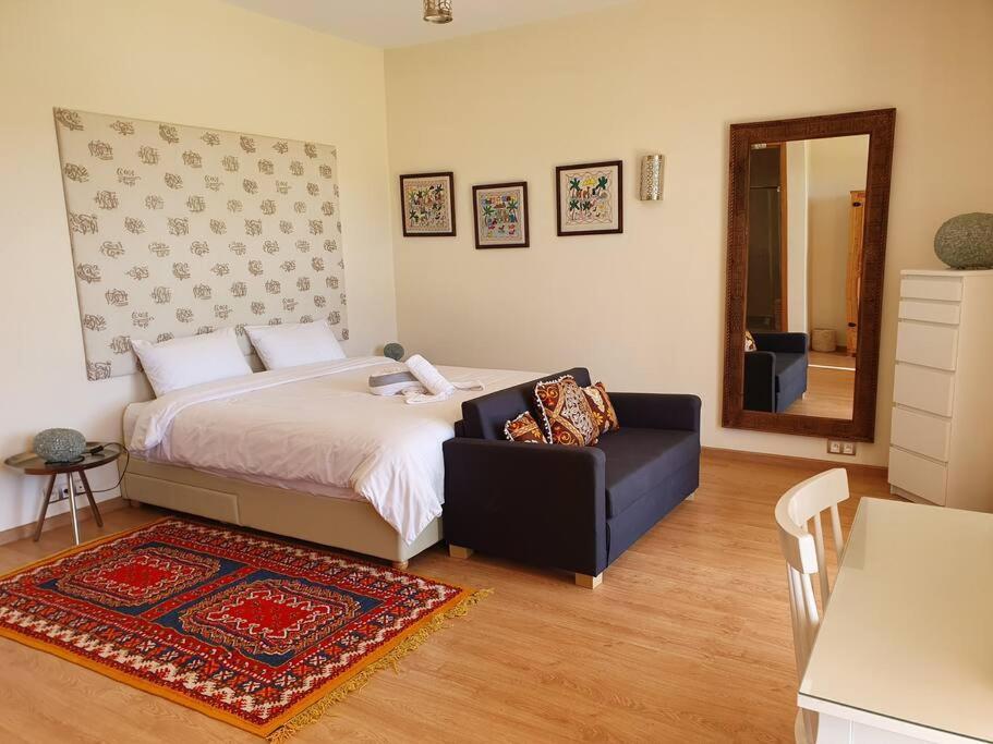 Villa Dar Lalla Mhalla 975m2 5ch - Rt De Fes Marrakesh