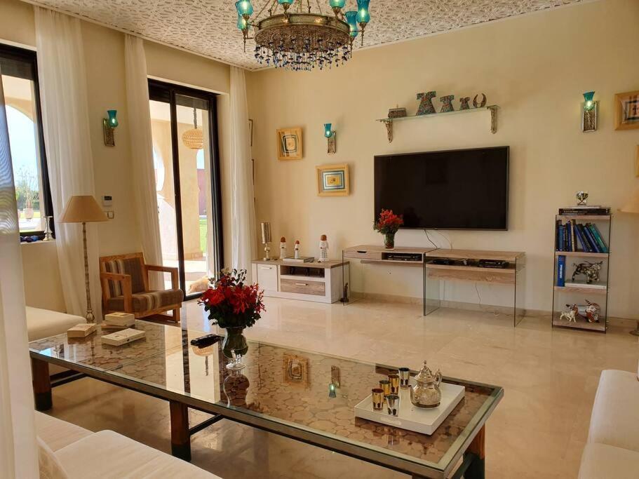 Dar Lalla Mhalla 975m2 5ch - Rt De Fes Villa