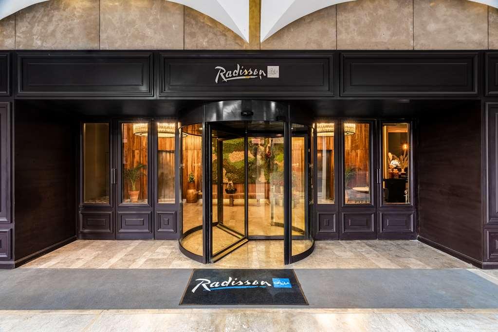 Radisson Blu Marrakech, Carre Eden