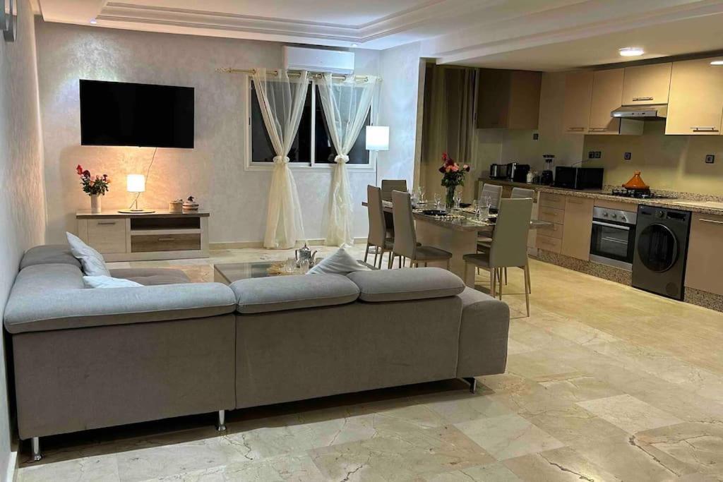 Appartement Standing 3 Avec Terasse Quartier Gueliz Hivernage A Marrakech I19 *