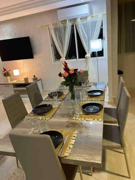 Standing 3 Avec Terasse Quartier Gueliz Hivernage A Marrakech I19 Appartement *