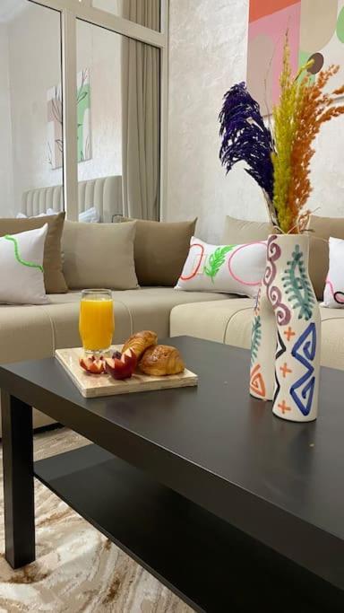 Charming Downtown For 8: Cozy Elegance In The Heart Of The Marrakesh