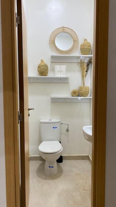 Charming Downtown For 8: Cozy Elegance In The Heart Of The *