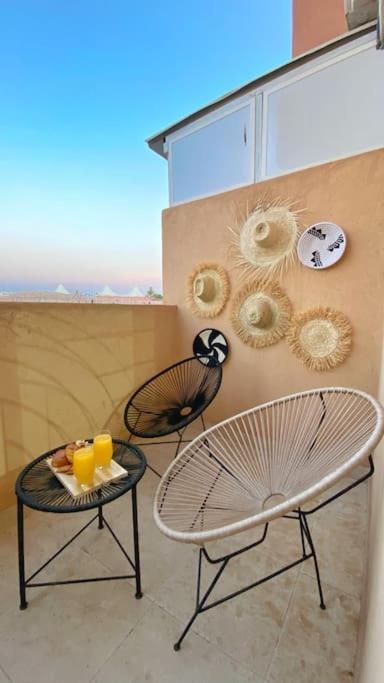 Apartamento Charming Downtown For 8: Cozy Elegance In The Heart Of The