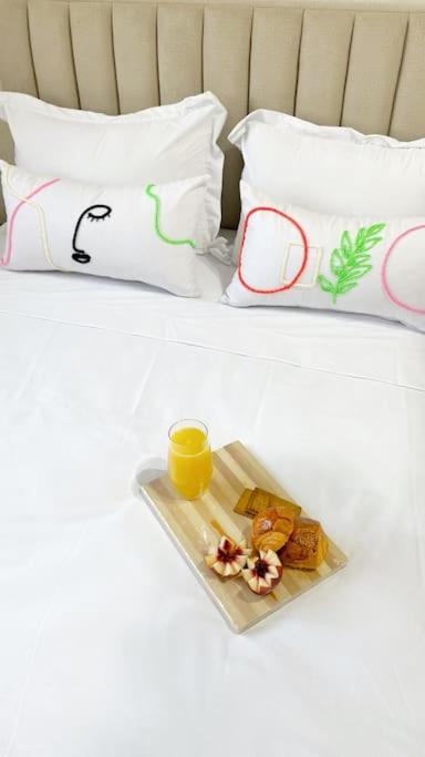 Charming Downtown For 8: Cozy Elegance In The Heart Of The Appartement Marrakesh