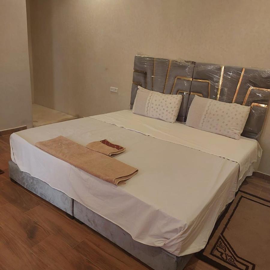 Couette-café Kenza -ezzaouak- منتزه الزواق *