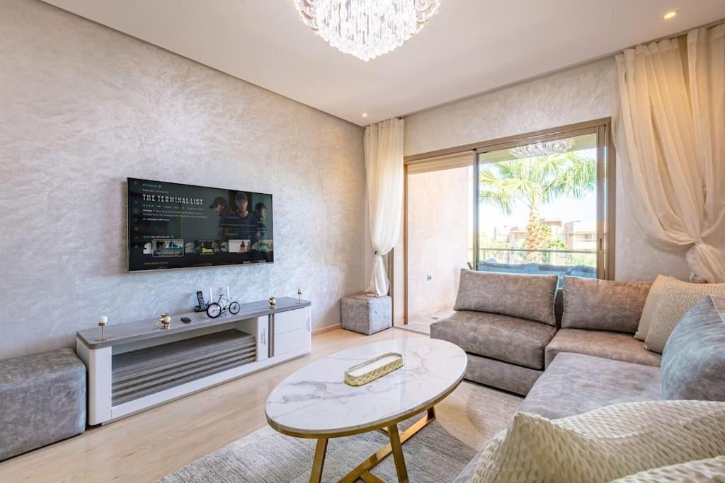Golfique, Jardin, Piscine, Fibre Optique Appartement *