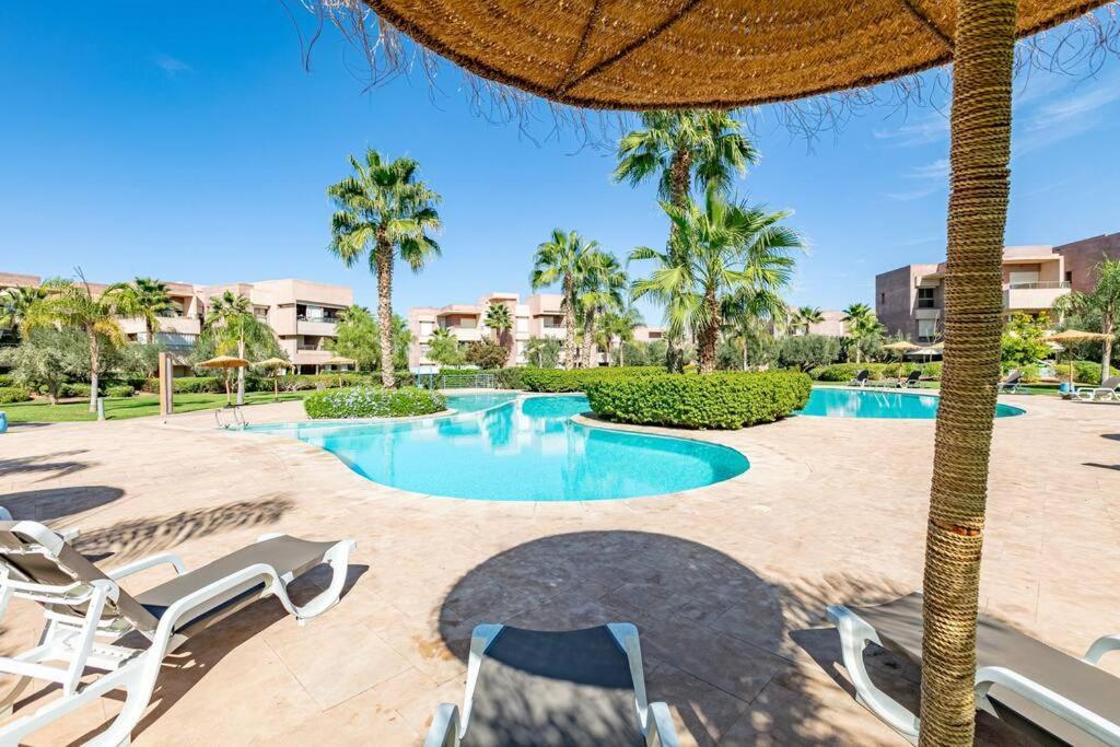 Golfique, Jardin, Piscine, Fibre Optique *