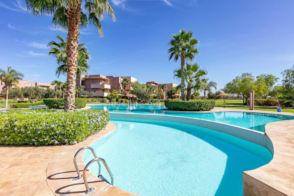 Golfique, Jardin, Piscine, Fibre Optique Appartement