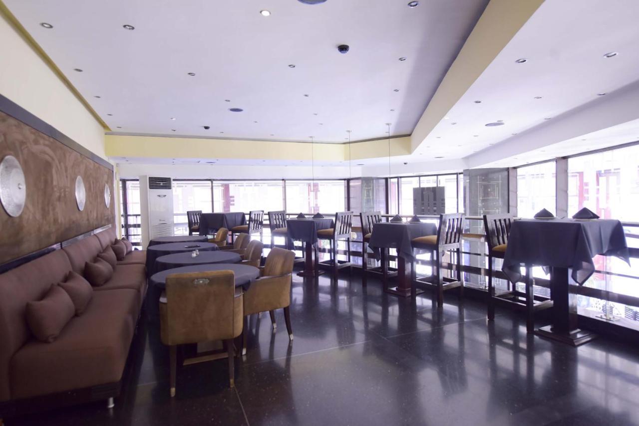 Sky Boutique Ennahda Rennaissance Hotel Marrakesh
