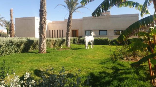 Almulk Villa