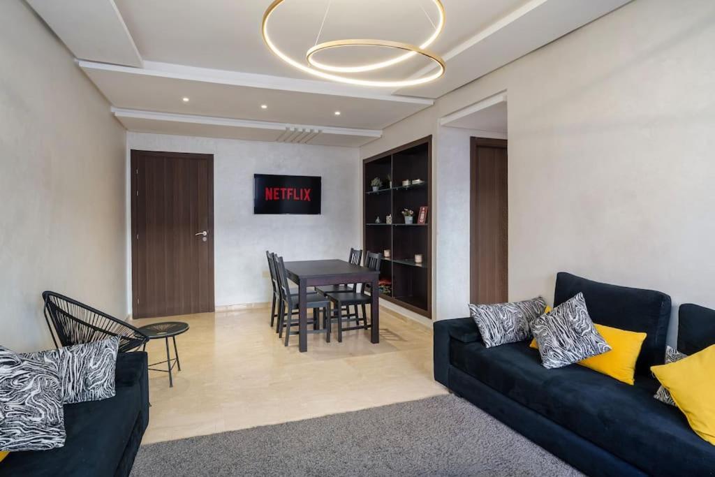 Superbe Avec Piscine Appartement