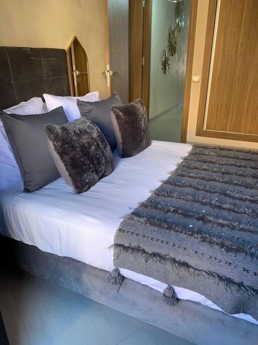 Neuf Climatise, Centre Marrakech. Appartement Marrakesh