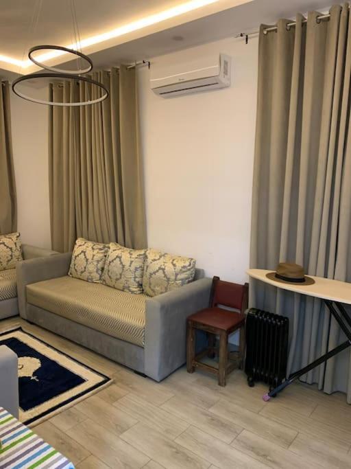Lotus Apartment *