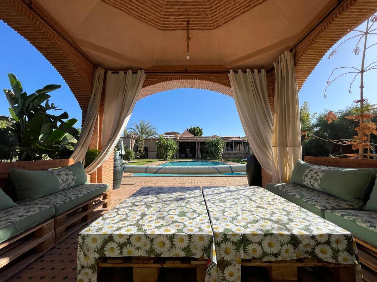Villa Authentic Ideal For 16+ Guests