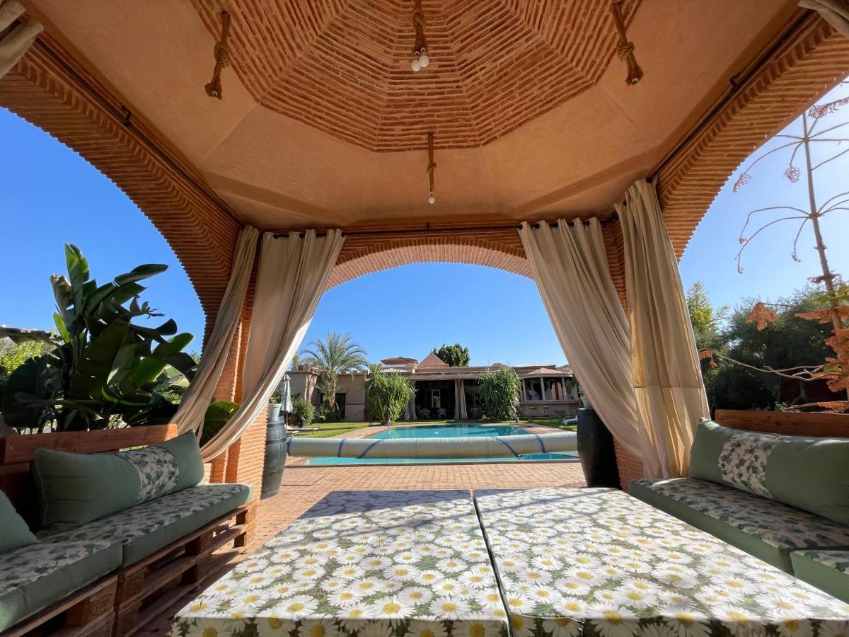 Authentic Ideal For 16+ Guests Villa