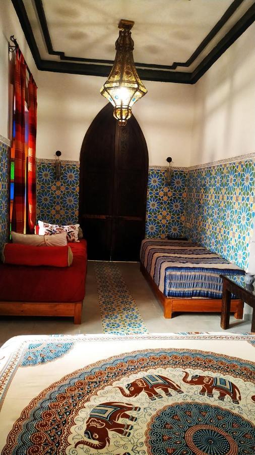 Riad Basma Riad *