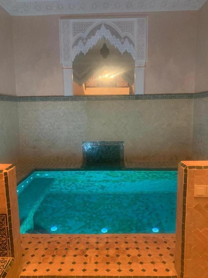 Villa Piscine Interieur Privee