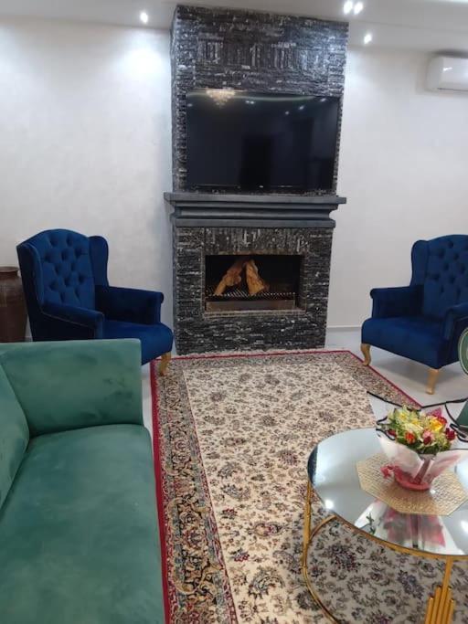 Private With Private Chef Optional Villa *