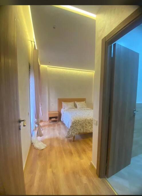 Hi, 2 Bedroom Apparment,