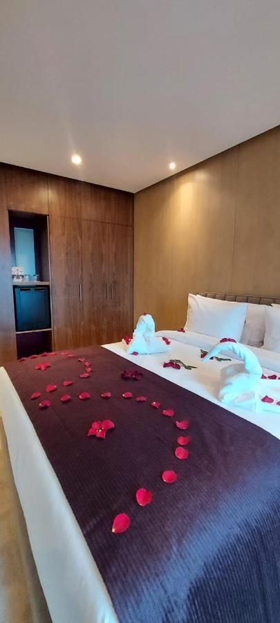 Almas Hotel 3*