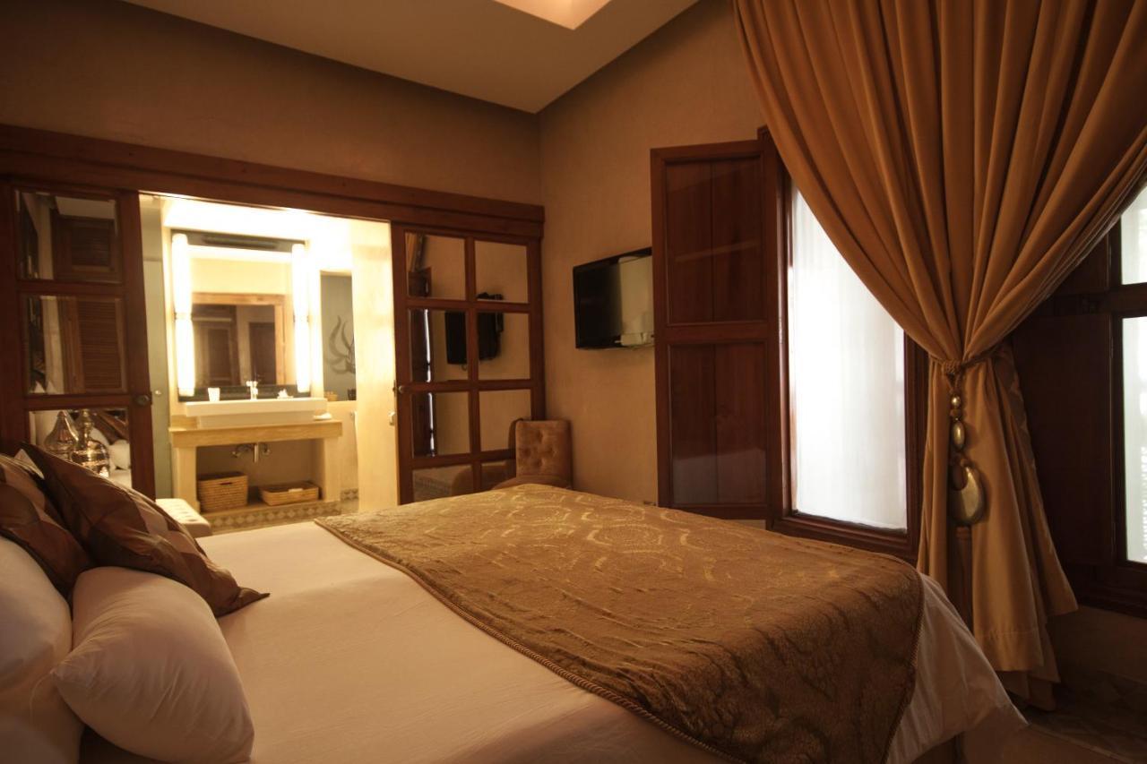 Riad Flam & 4*