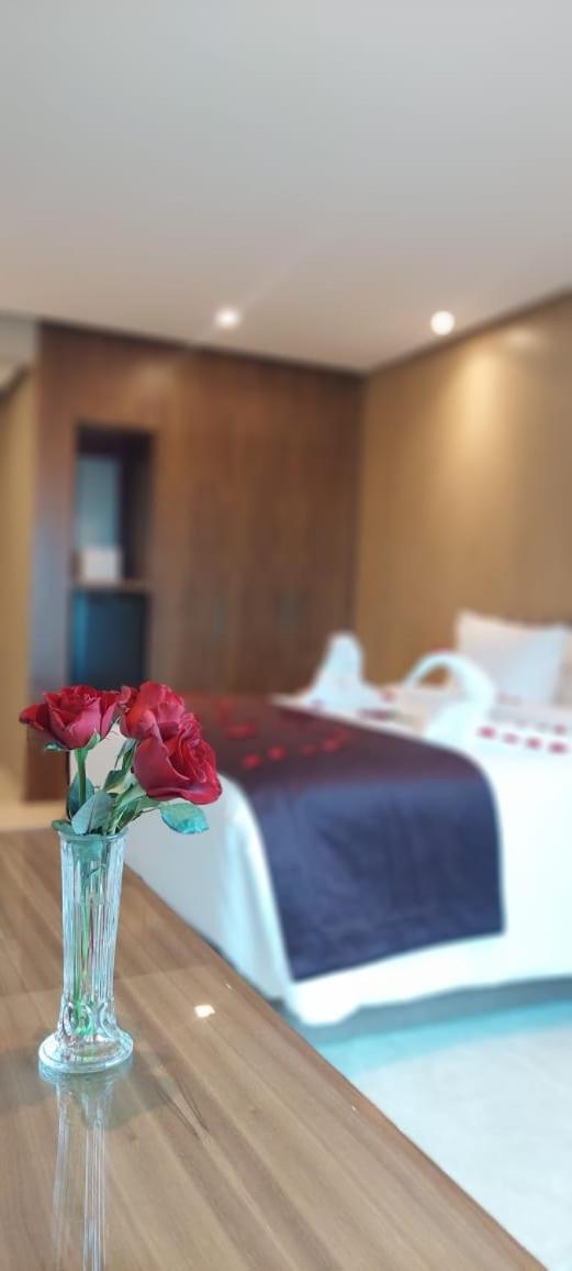Almas Hotel