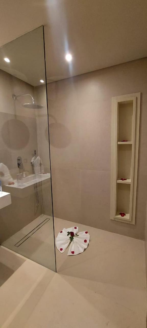 Almas Hotel 3*