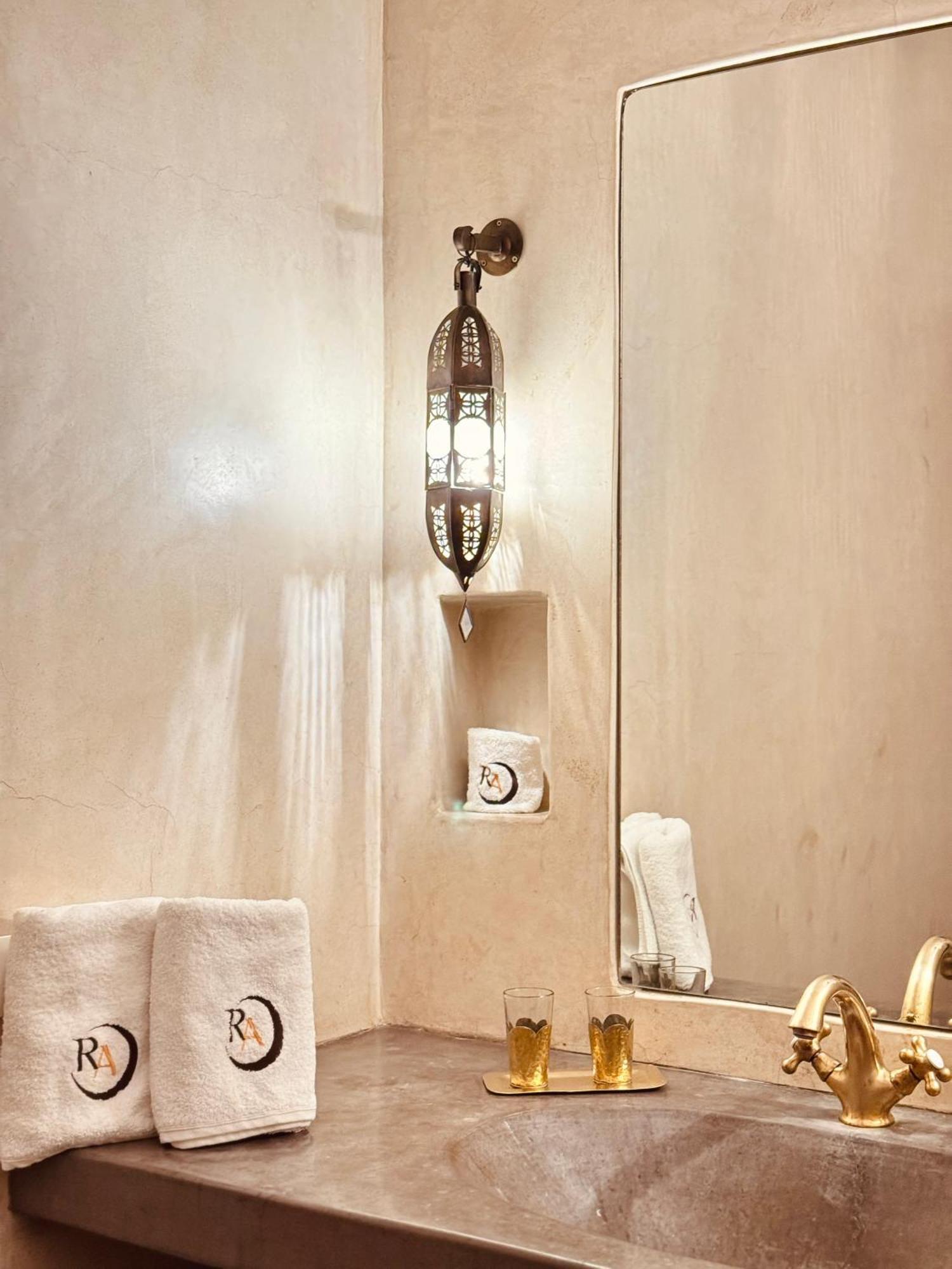 Abracadabra Riad 3*