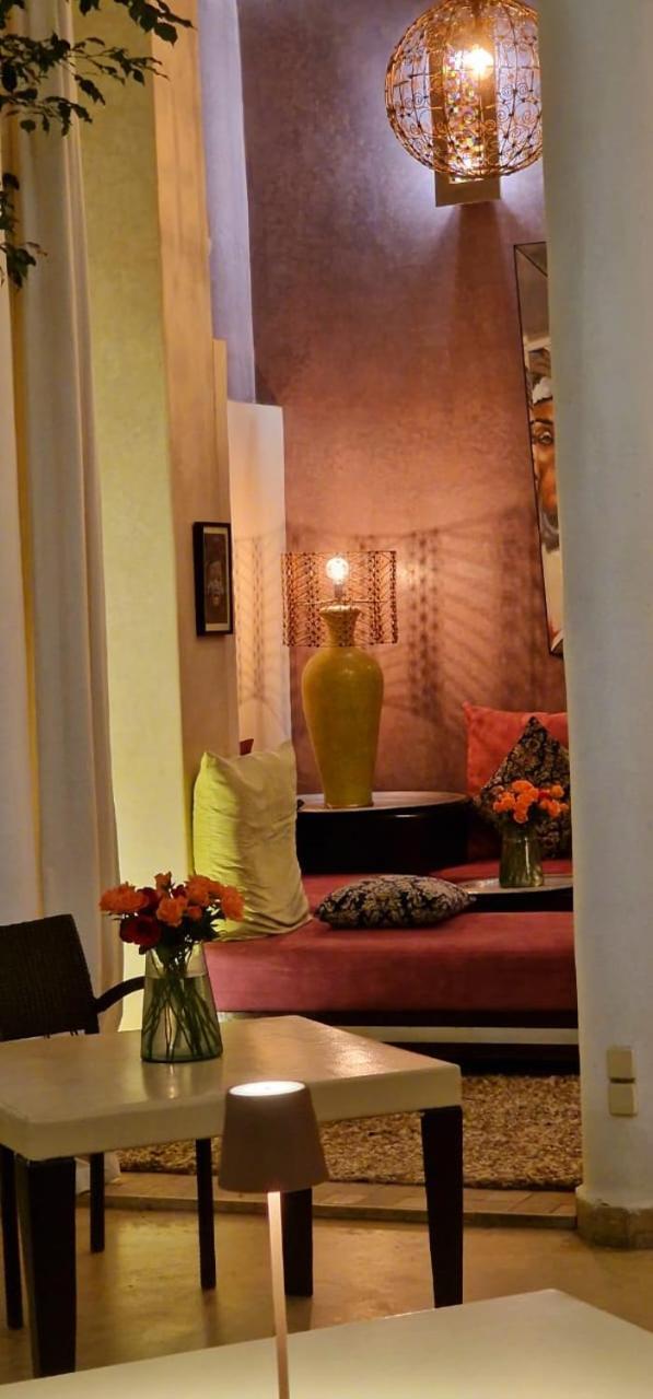 De Vincent Riad