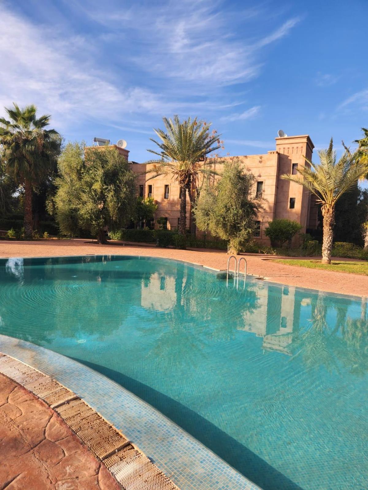 Charming Villa: Serenity And Style