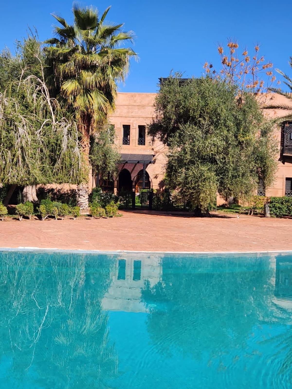 Charming Villa: Serenity And Style