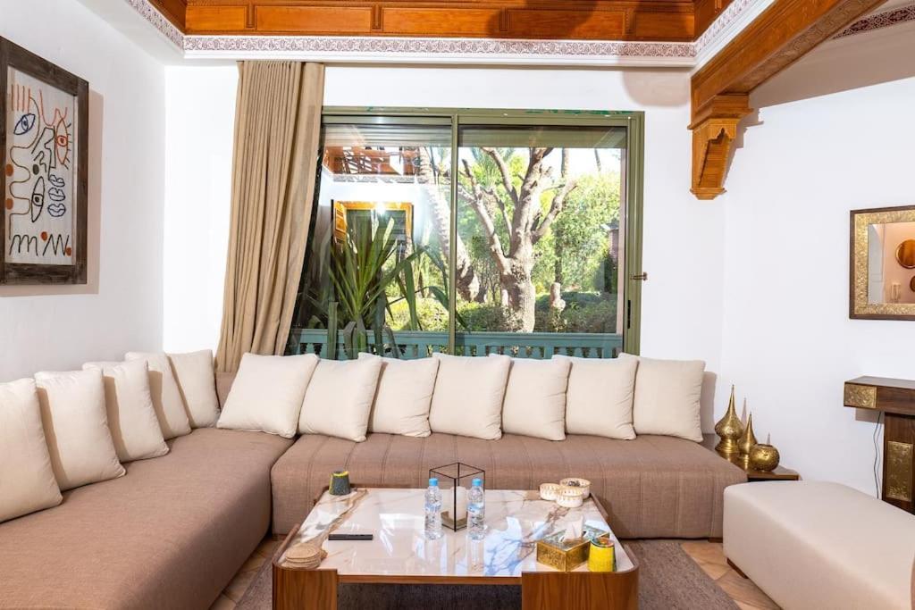 Serenity In La Palmeraie: 2-bed * Marrakesh