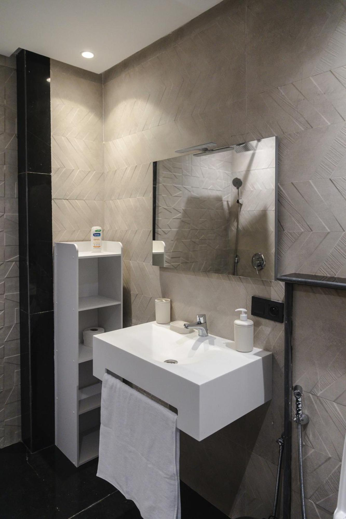 Uniquement Familial 2 Spacieux Cosy, Calme Appartement *