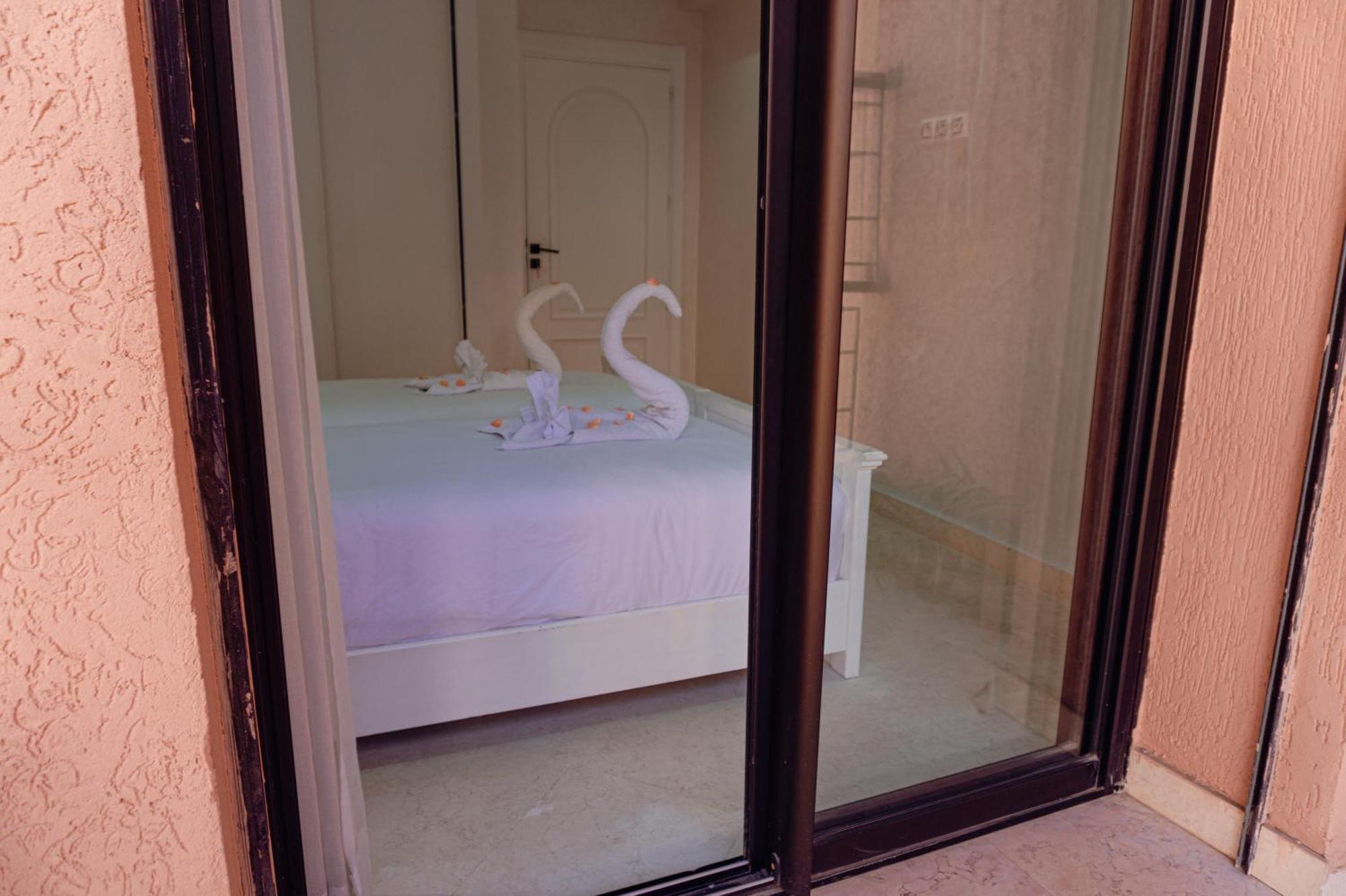 Y&h Tres Grand F4 Wifi Fibre Piscine * Marrakesh