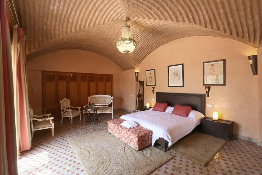 Superbe A 7 Min Du Centre Villa