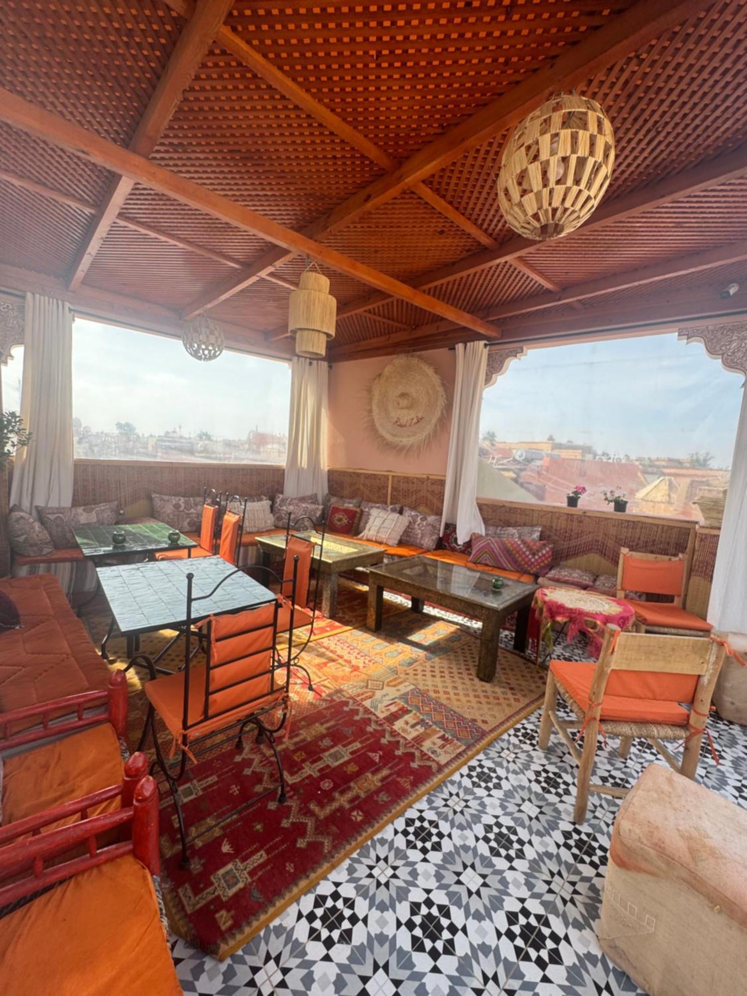 Zahri Riad 2*