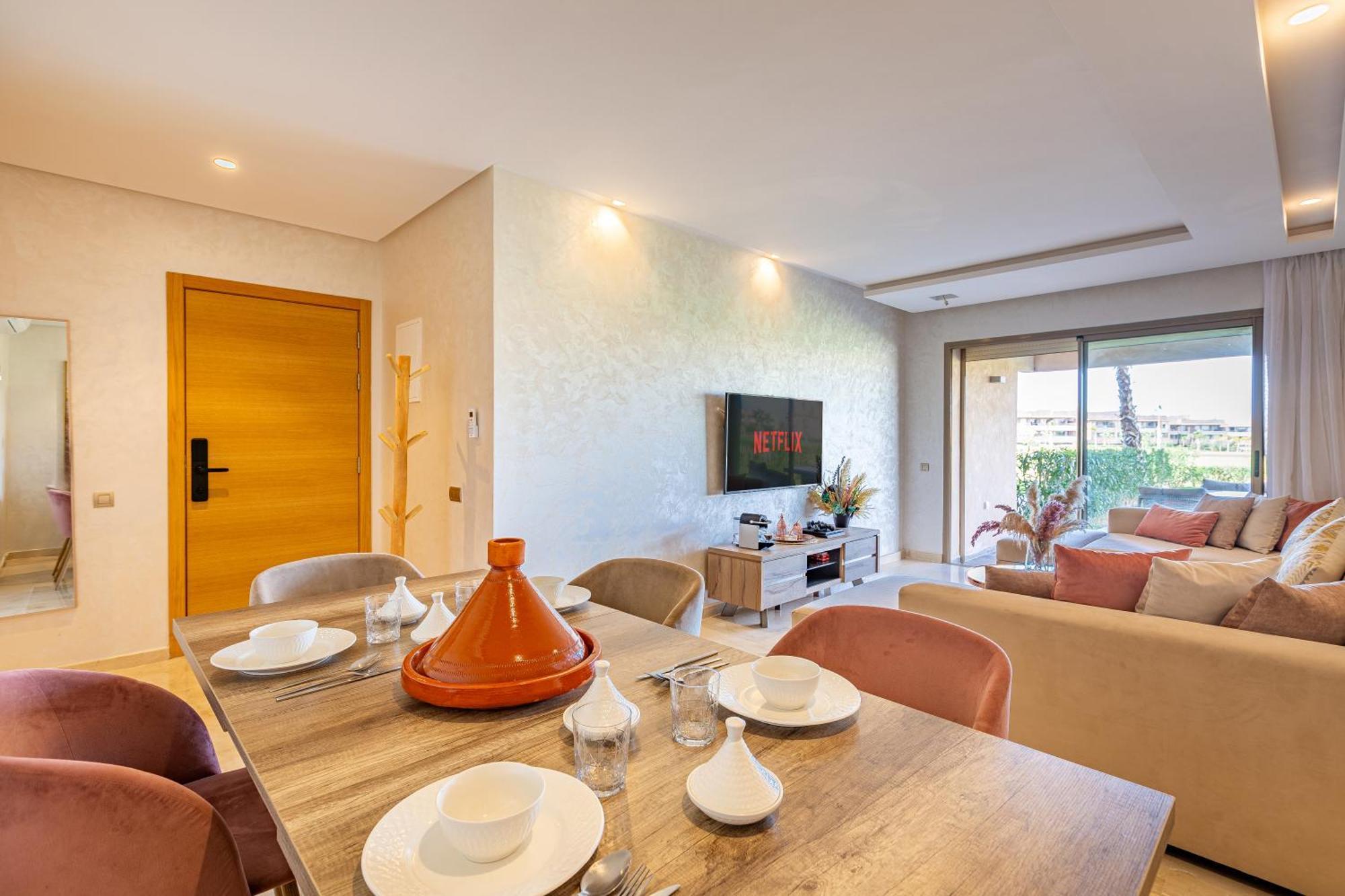 The Saphir • Familial • Piscine • Jardin • Golf Appartamento