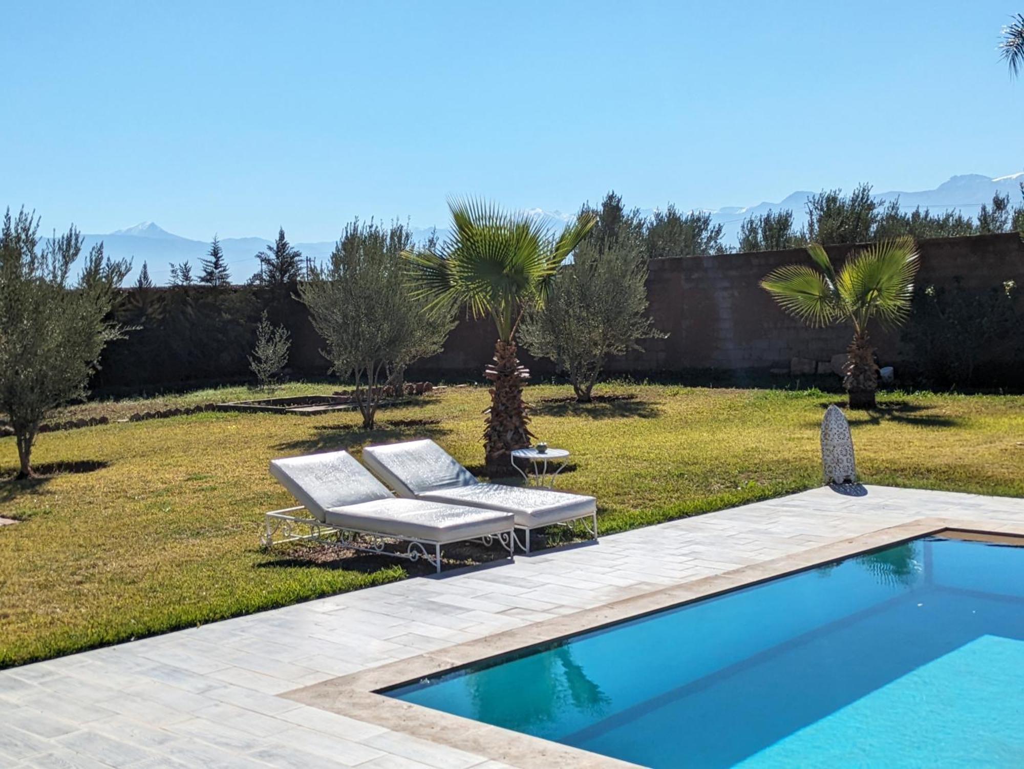 Villas Green Villa *