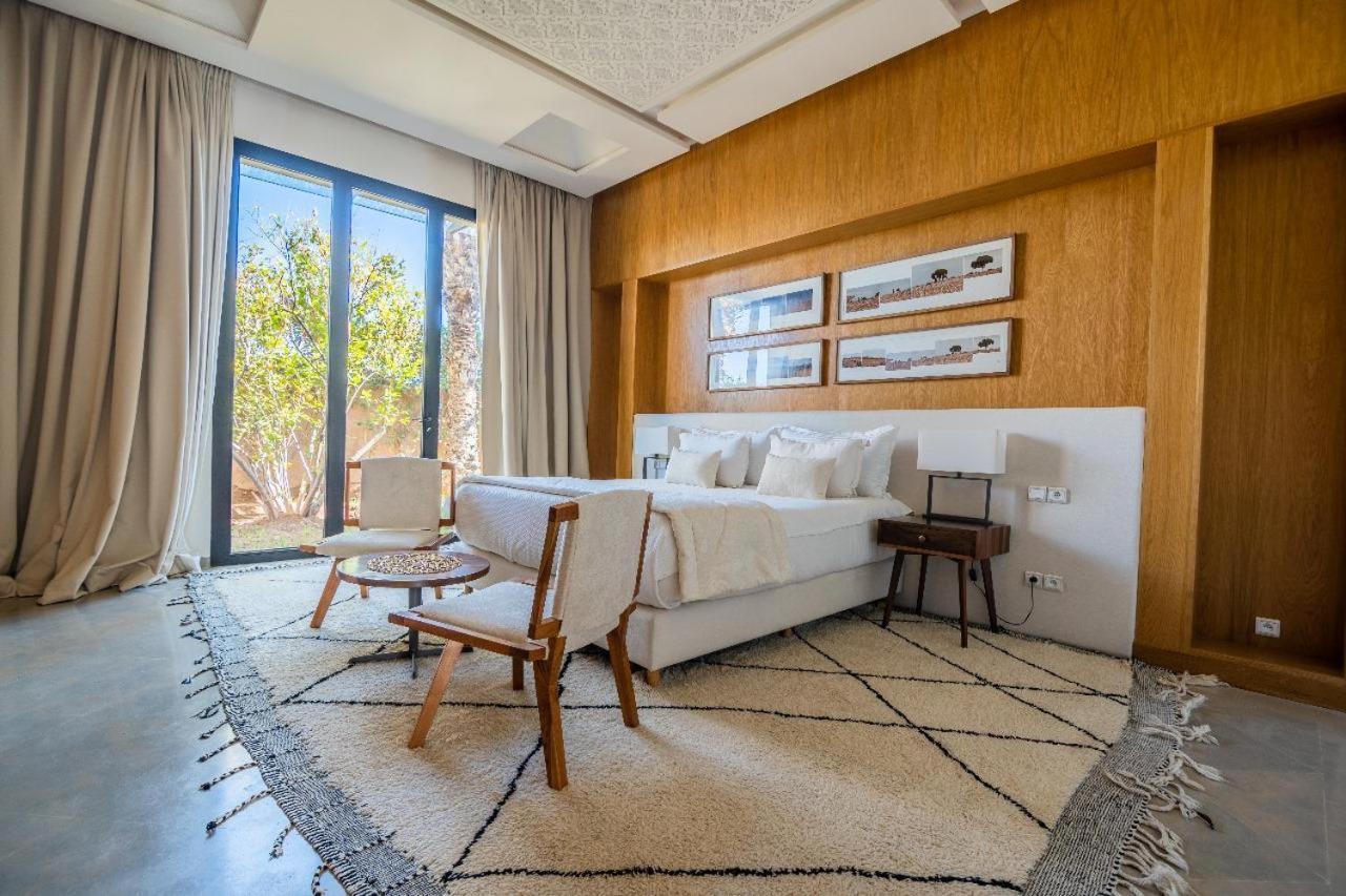 Luxury 5bed With Heated Pool Villa