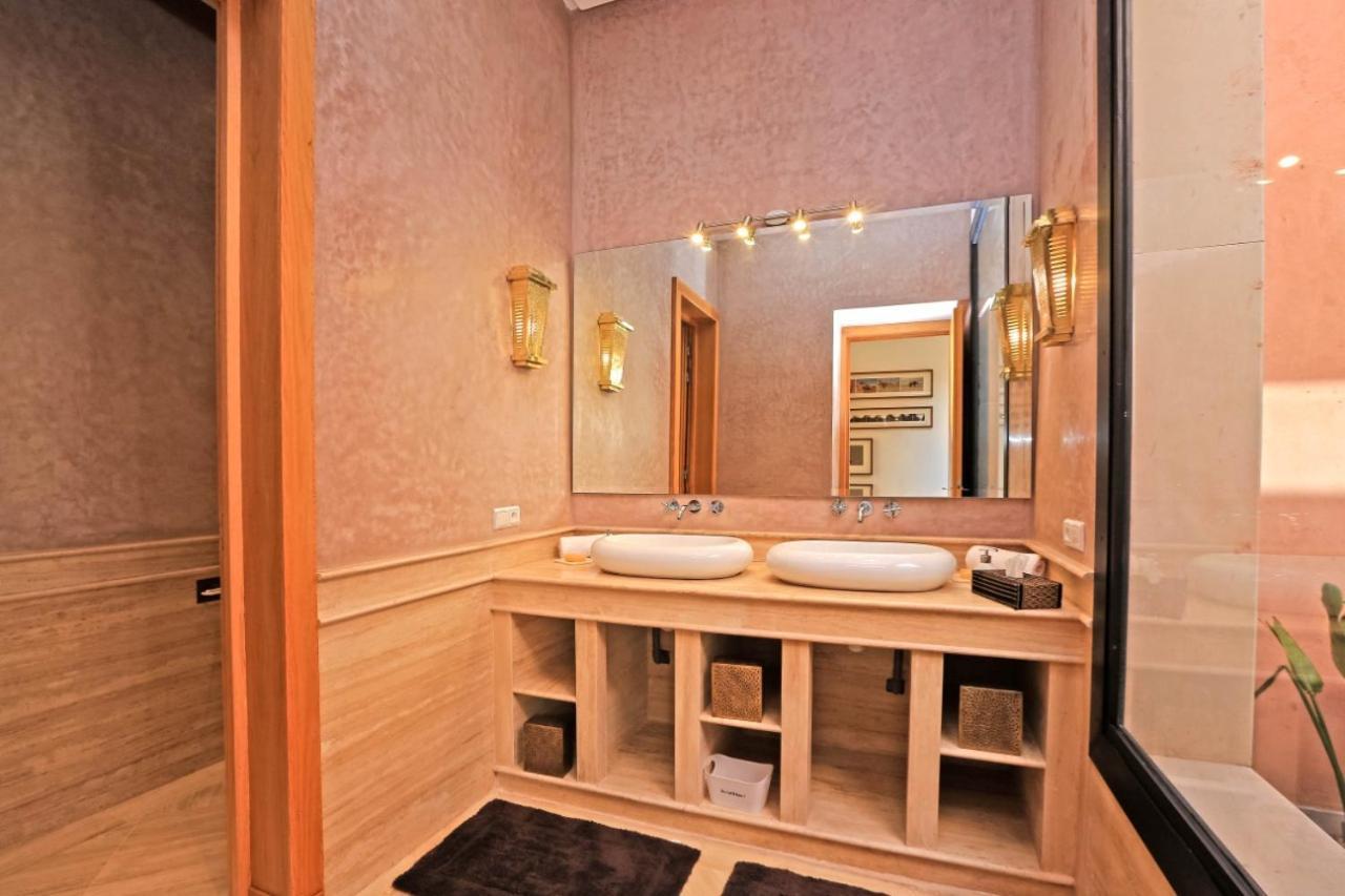 Luxury 5bed With Heated Pool Villa *