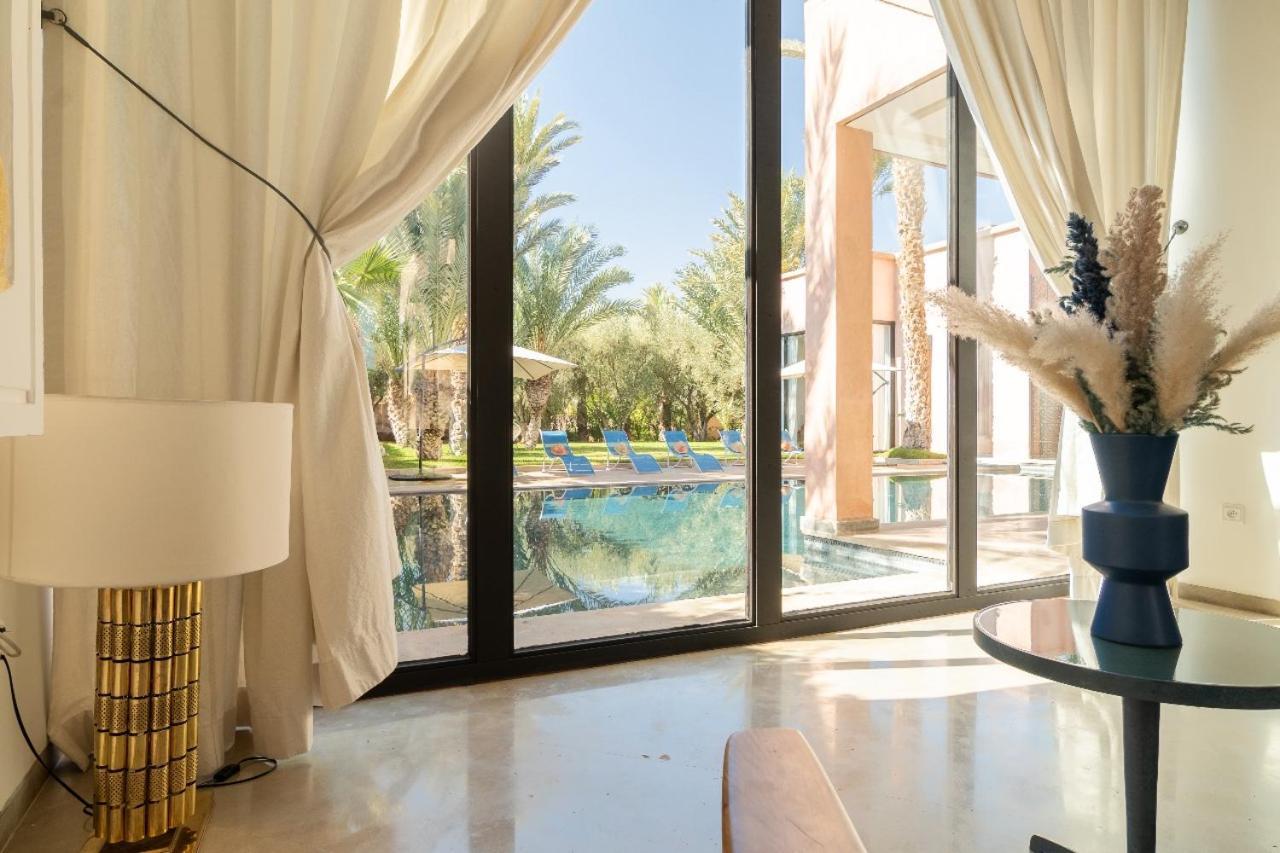 Luxury 5bed With Heated Pool Villa *
