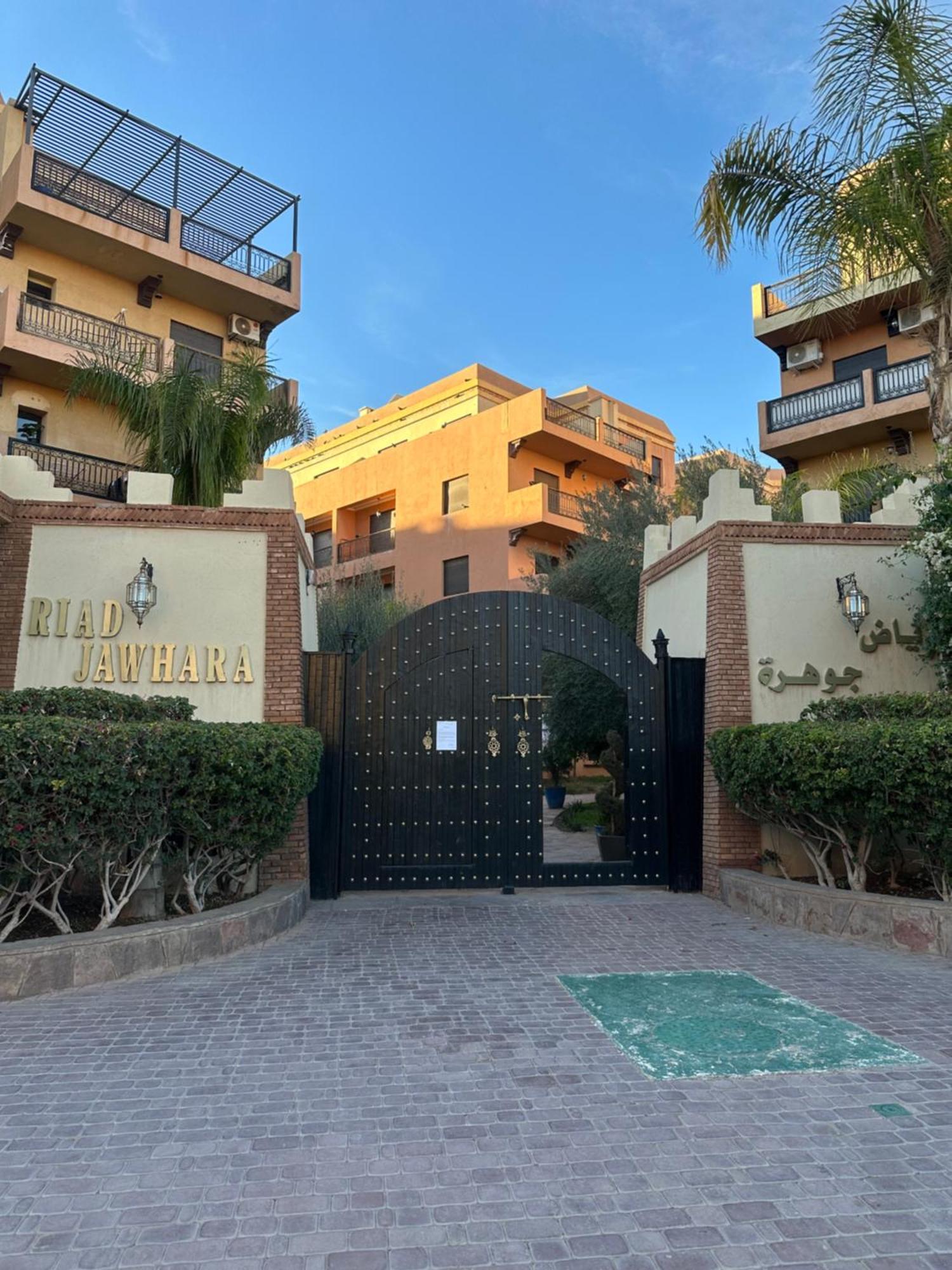 Apartment Deluxe With Pool