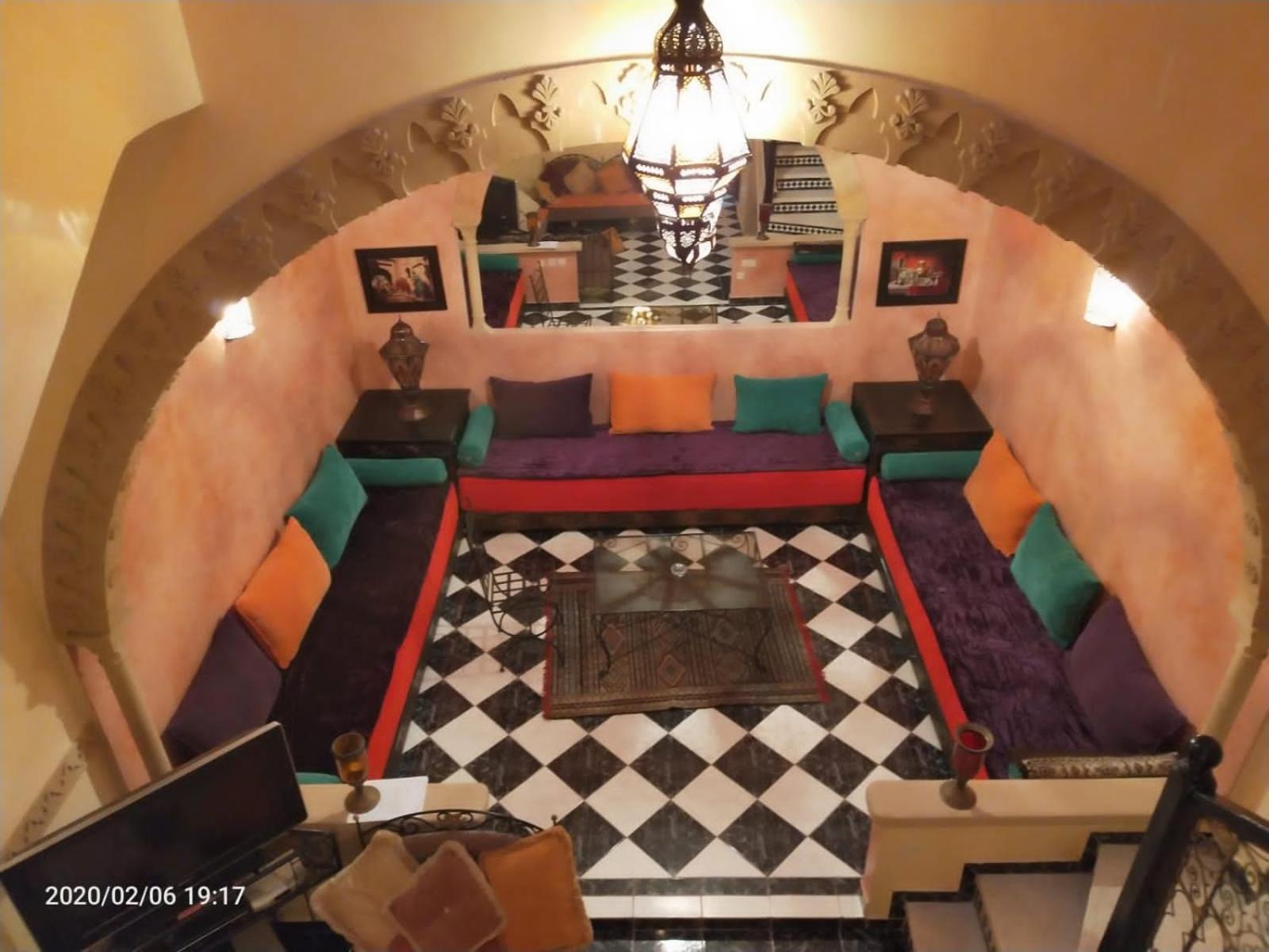 Riad Anis *