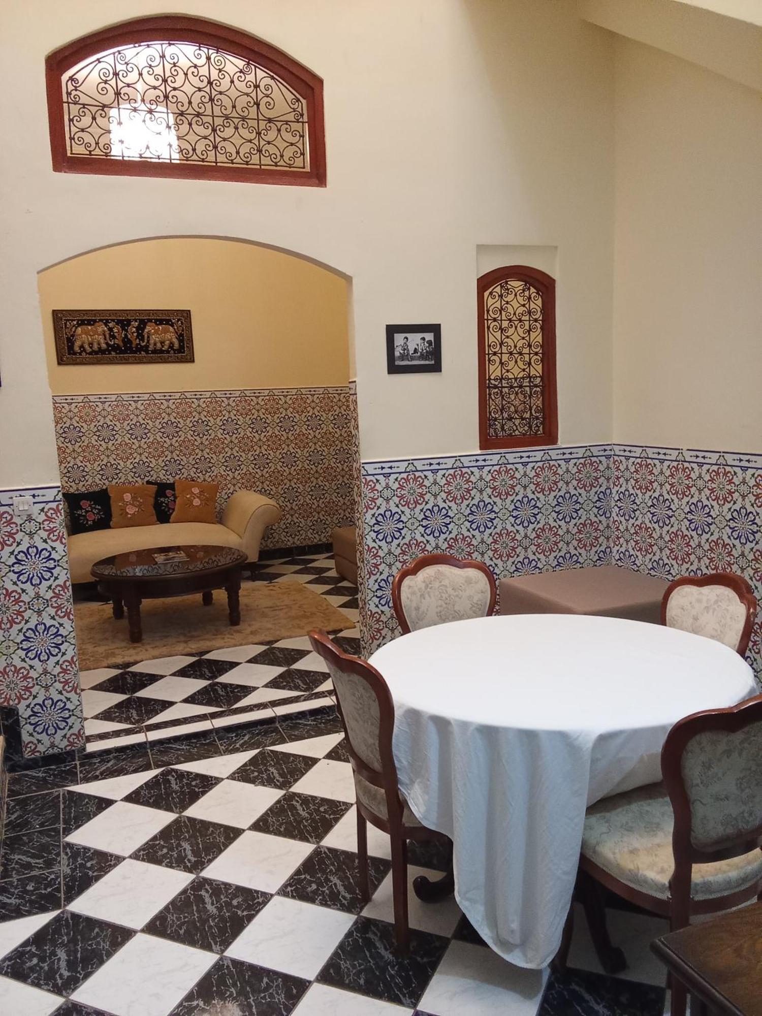 Nelya Guest house *