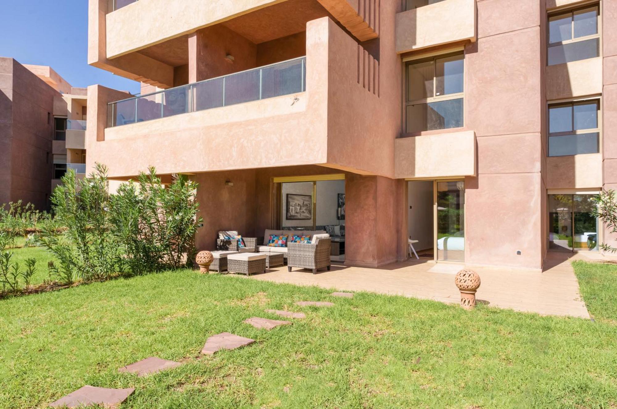 Confort Front Pool-garden Appartement *