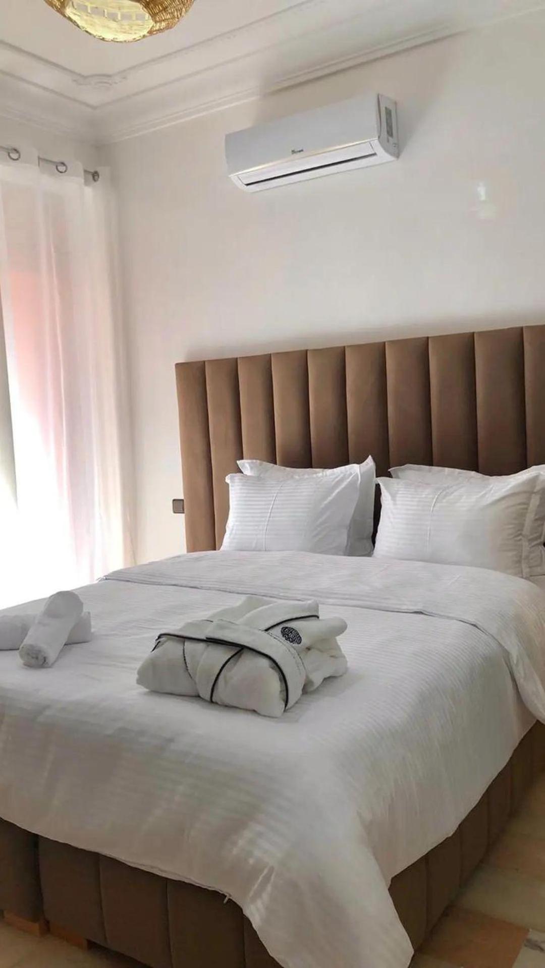 Apartment Luxueuse Bien Equipee Au Centre Gueliz Marrakesh