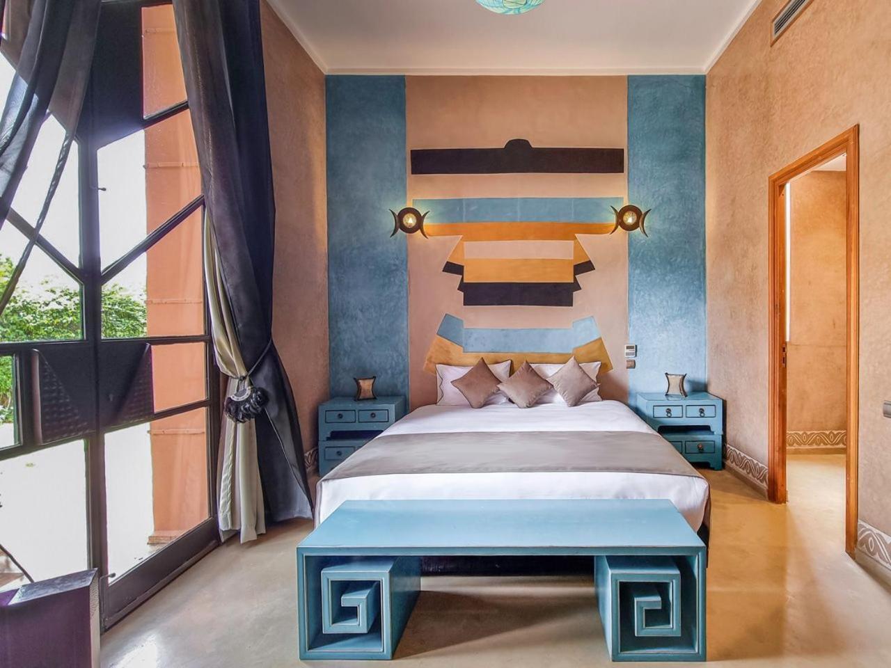 Soraya/noor & Villa *