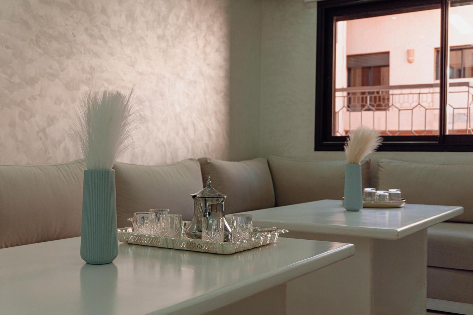Y&h Tres Grand F4 Wifi Fibre Piscine Appartement Marrakesh