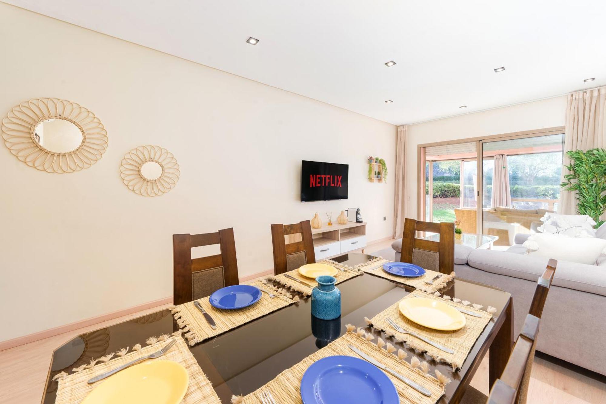 Appartement Relax Front Of Pool-garden-fibre *
